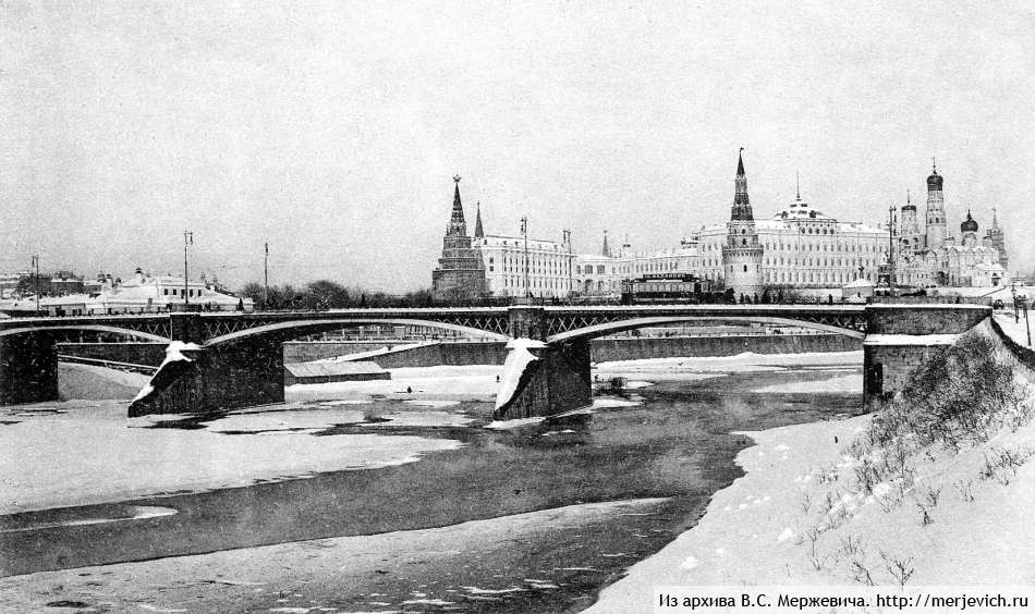 Вид на Кремль зимой