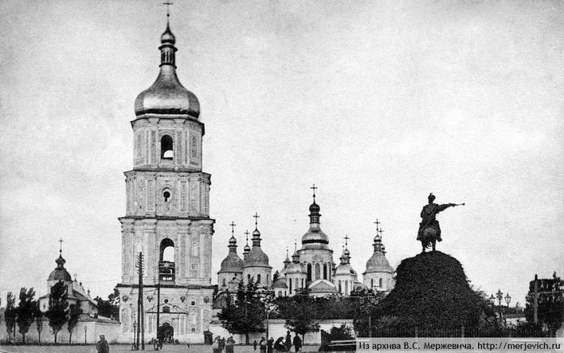 Памятник Богдану Хмельницкому. Софийский собор